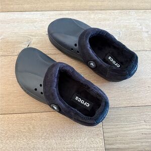 Lined Crocs | NWOT | Men size 10 | Women Size 12